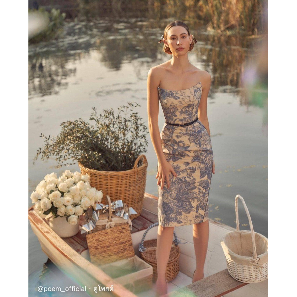 ชุดเดรส สีครีม-ฟ้า POEM แท้