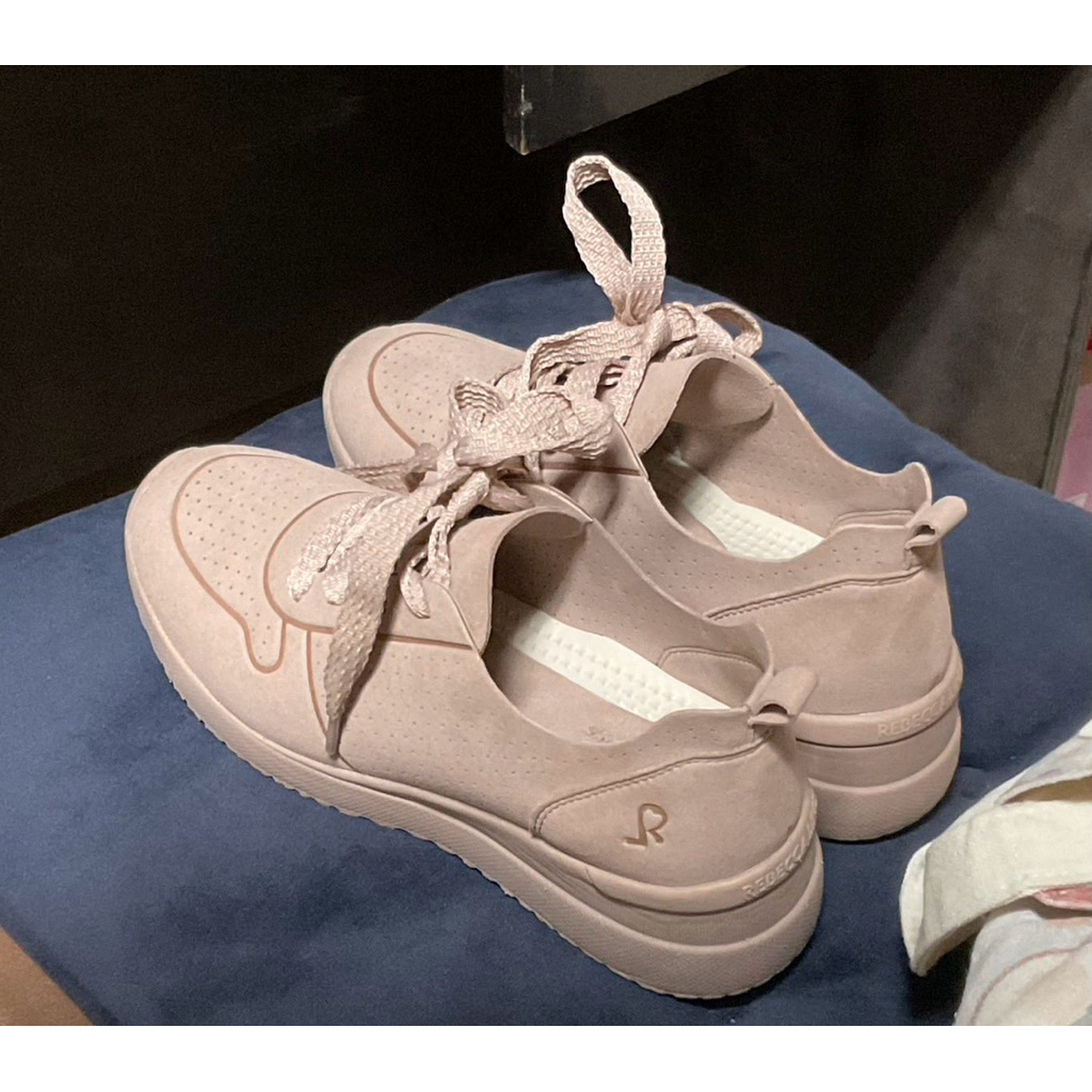 Rebecca Lim's by Talon รุ่น Chengdu