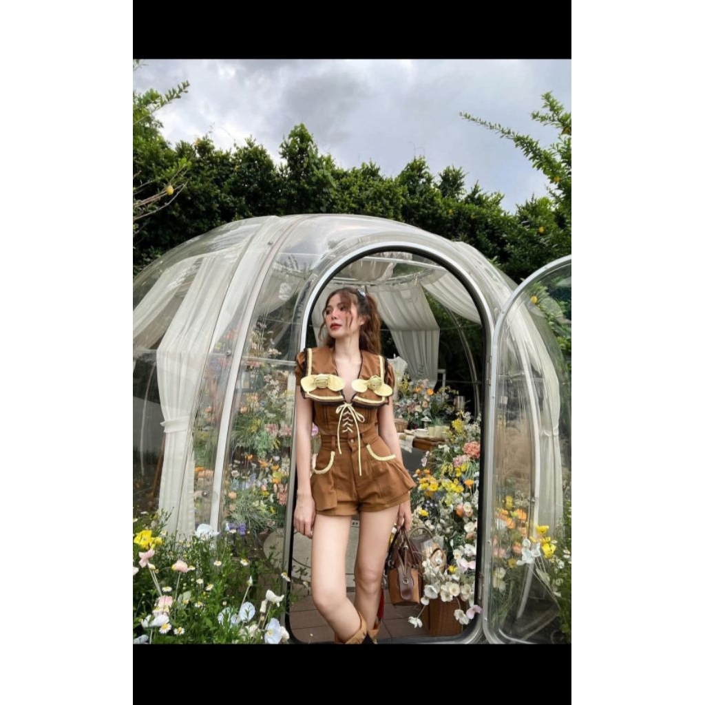 งานเสื้อดอกไม้น้ำตาลพร้อมกางเกงpitcha