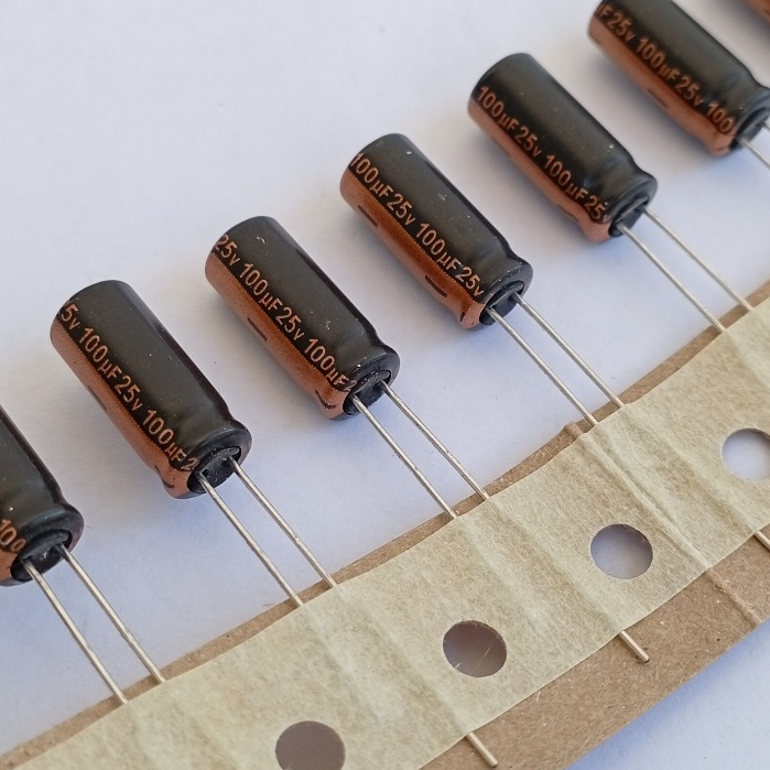 {10ตัว} 100uF 25V  Lelon (ไต้หวัน) 6.3X15มม. Low Impedance Capacitor ราคาต่อ 10 ตัว