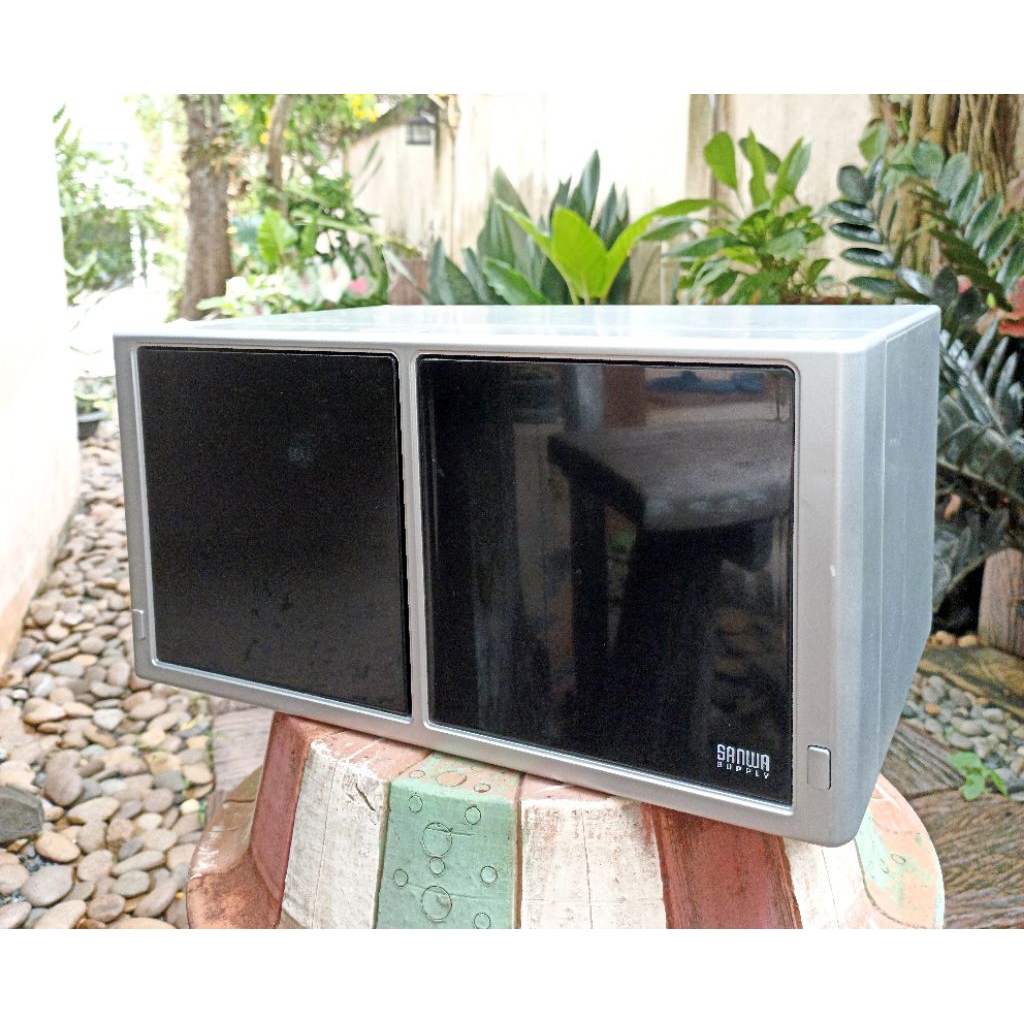 กล่องใส่แผ่น CD มือสองญี่ปุ่น_ SUNWA_**ไม่รวมแผ่น CD**