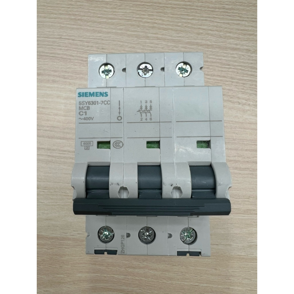 Siemens MCB 3P 1A 5SY6301-7CC