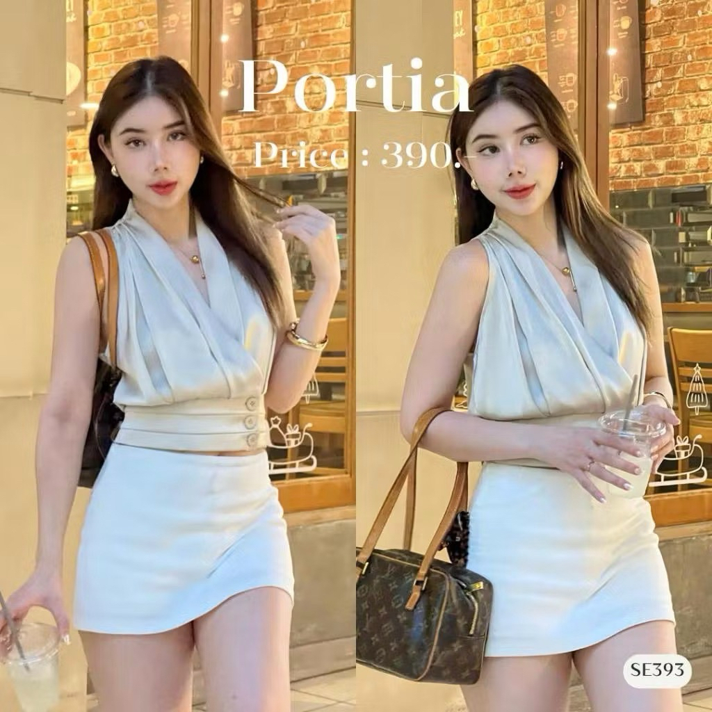 มือ1:เสื้อเบลาส์แขนกุดคอวี จากร้านJuniper.BKK