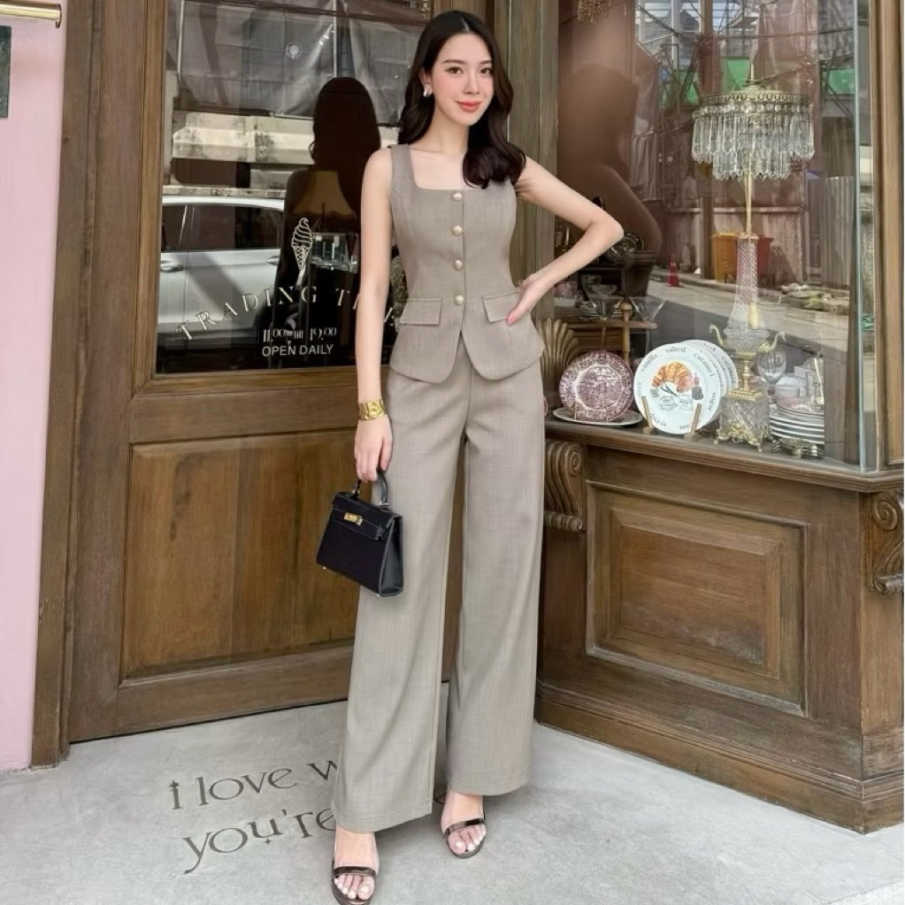 มือ1:Davie Set งานเซ็ทเสื้อแขนกุด+กางเกงขายาว จากร้านVellis