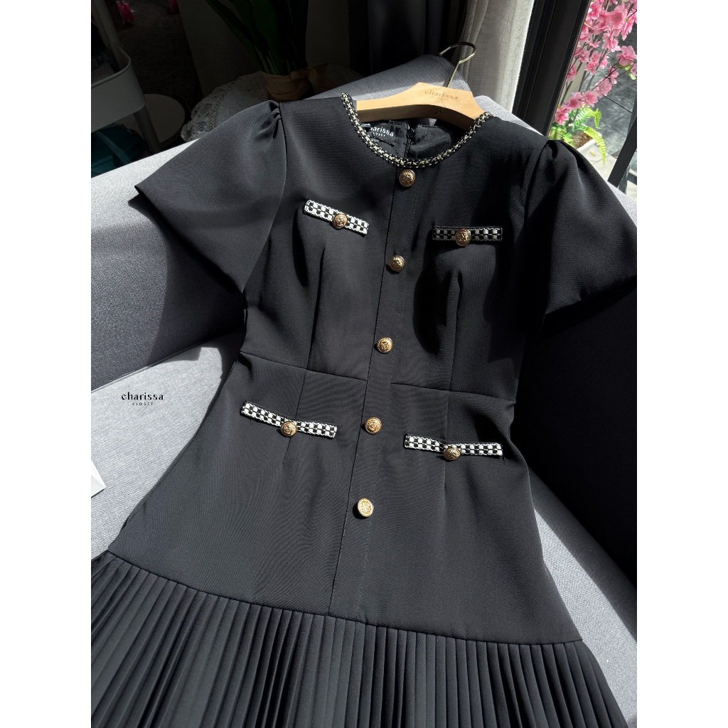 [CHARISSA] ชุดเดรสสุดหรูที่ผสมผสานความเรียบโก้และความหวานได้อย่างลงตัว ดีไซน์ทรงเข้ารูปช่วงตัว - รูปที่ 5