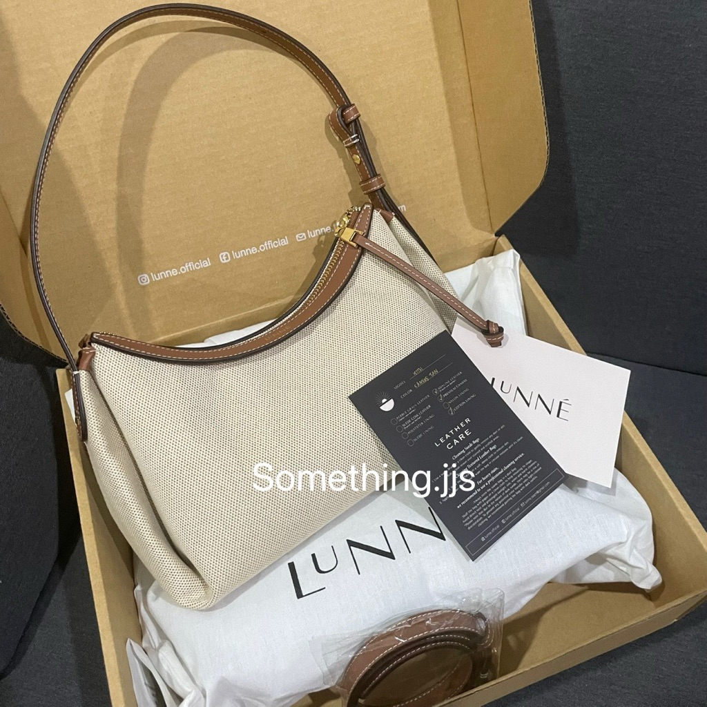lunne กระเป๋าแคนวาสผสมหนังแท้ มือสอง