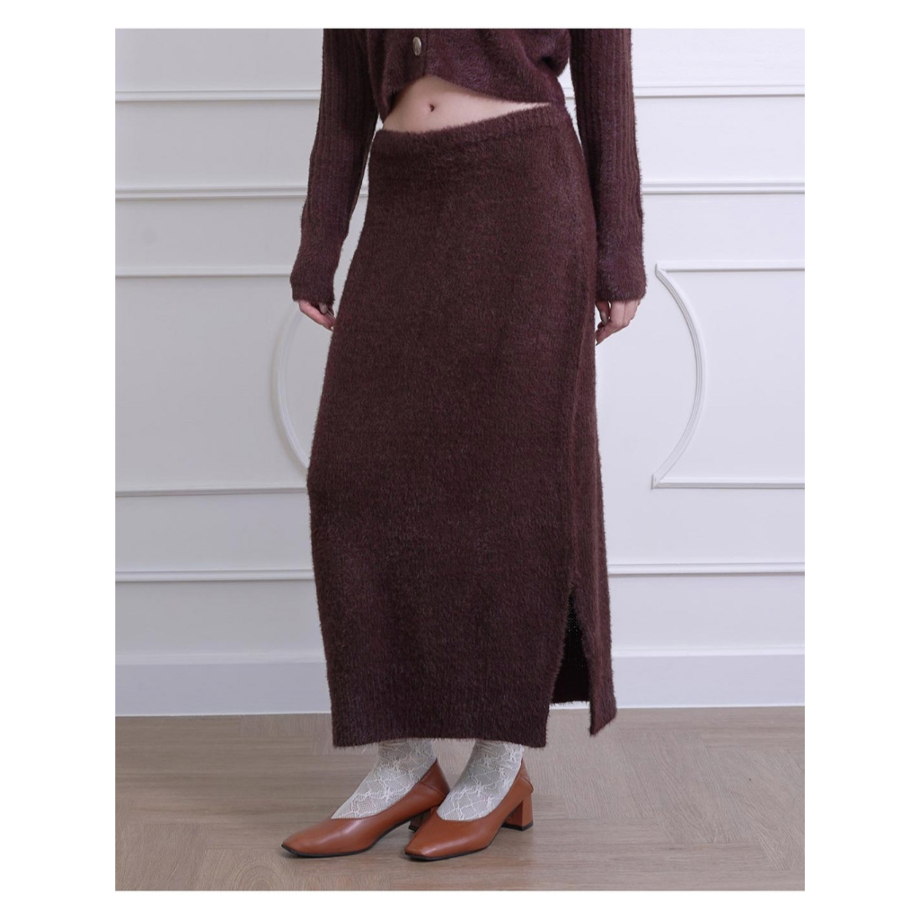 CUPPA - BALLOON Long skirt (5 สี) กระโปรงไหมพรม ทรงยาว ผ่า 1 ข้าง เทกซ์เจอร์ขนๆ นุ่มฟู ลื่น เนียนผิว ใส่สบาย