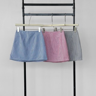 Atipashop - CRUSH STRIPED SKIRT กระโปรงสั้น ลายทาง