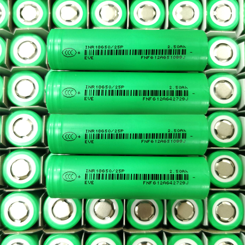🔥แท้ 100%🔥แบตเตอรี่ 18650 3.7v 2500mAh 12C Li-ion ถ่านชาร์จ ไฟเต็ม แบตใหม่ เกรดA ถ่านชาร์จกำลังสูง Battery