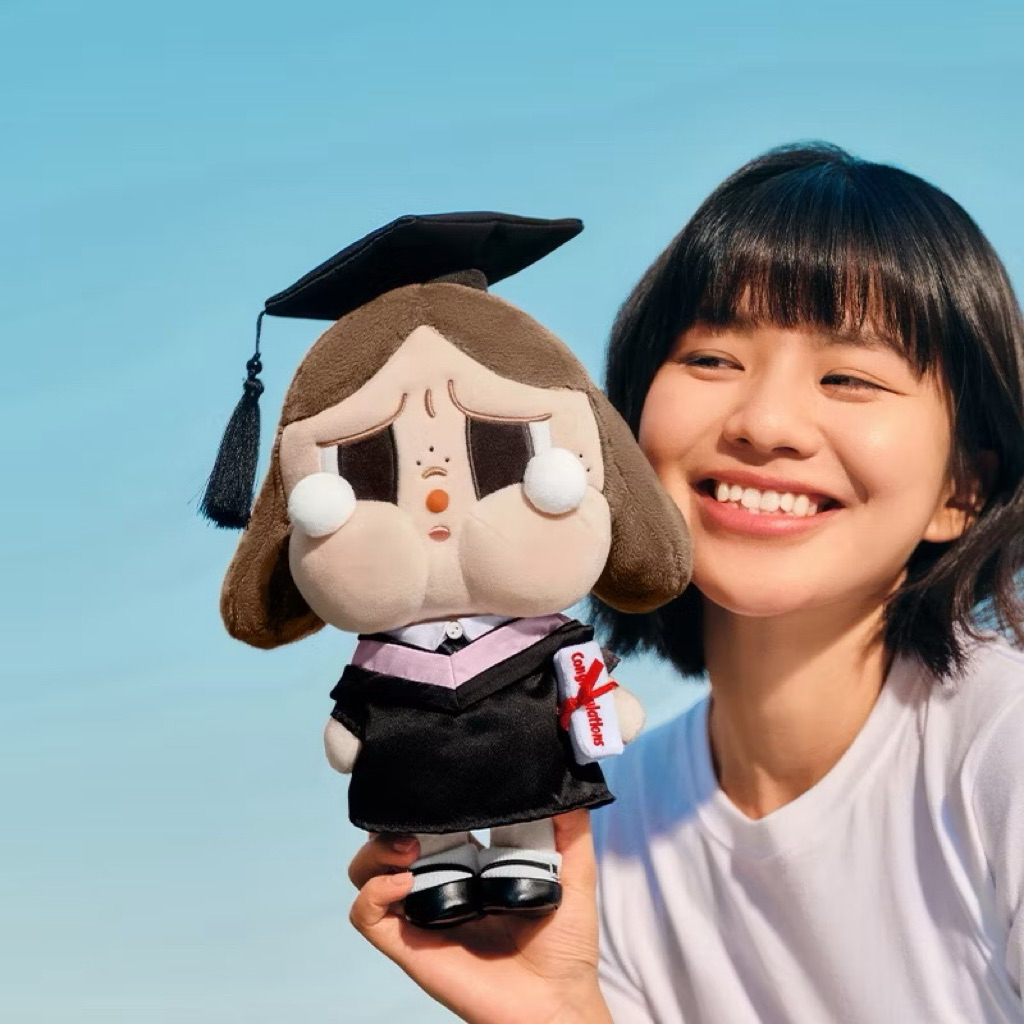 พร้อมส่งจากไทย ของขวัญรับปริญญา CRYBABY Sunset Concert Series - ตุ๊กตาผ้ากํามะหยี่