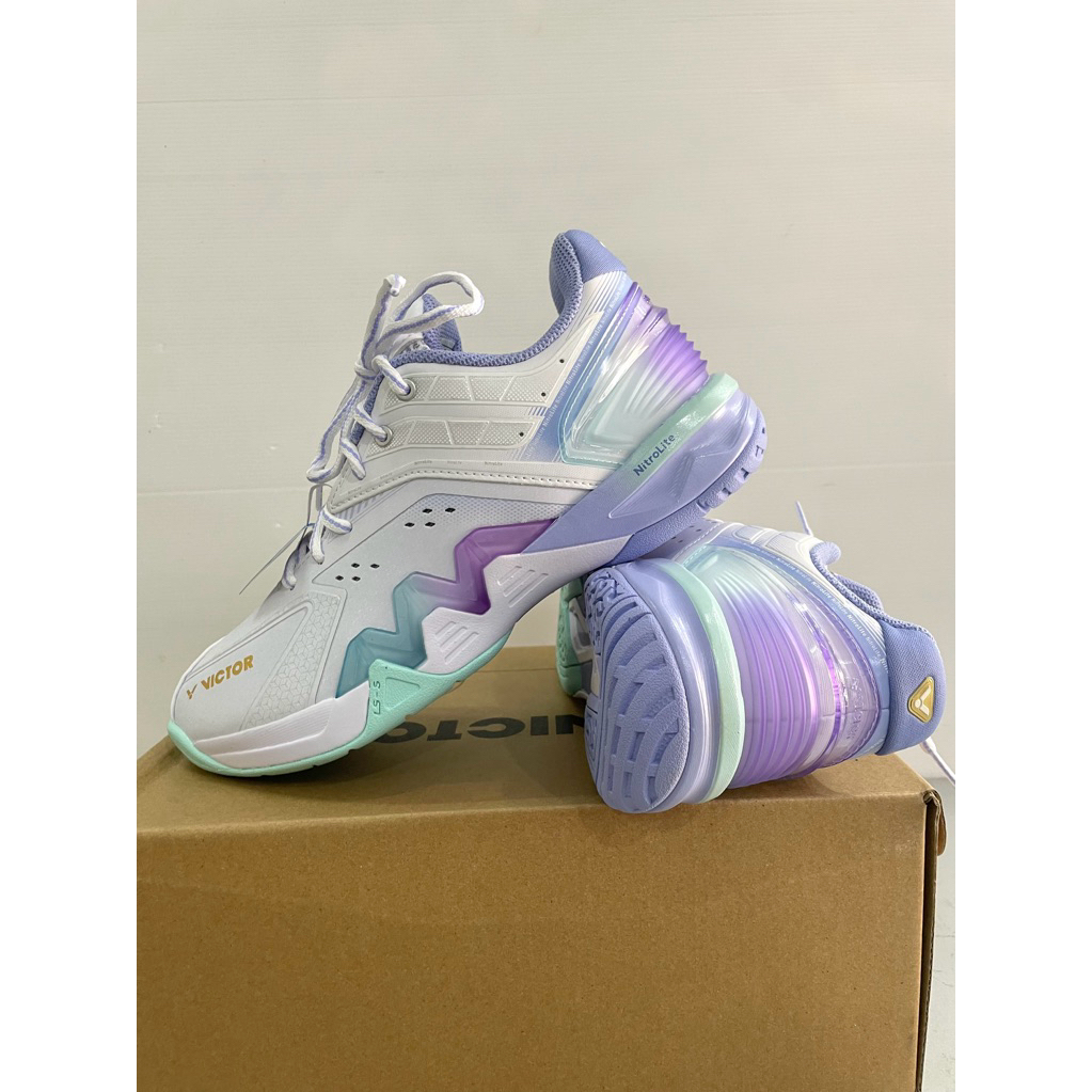 รองเท้าP8500NLite ตัวtop👟🏸