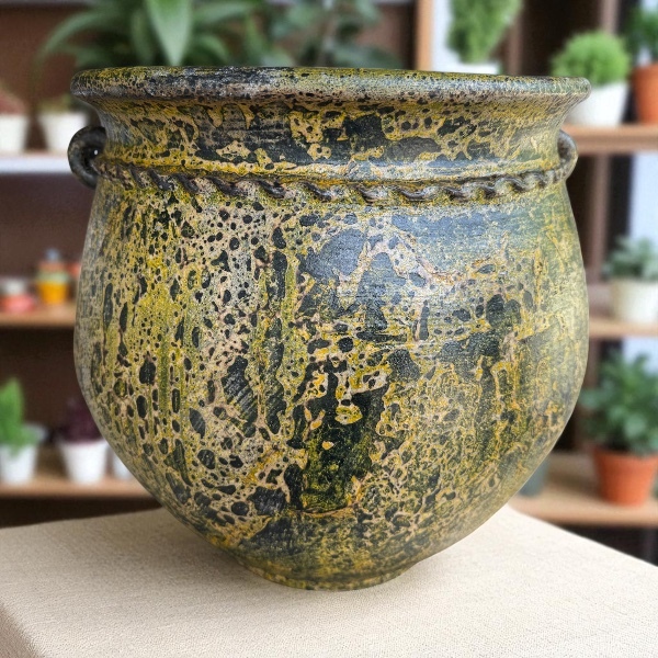Flowerpot กระถางดินเผาทรงโอ่งอ้วนปากบาน สีวินเทจ เก่า ๆ มีหู 2 หู ขนาด 43 X 39 cm.