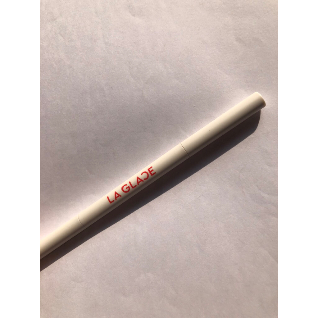 พร้อมส่ง ดินสอเขียนดอลลี่อาย ลากลาส la glace เบอร์ 02