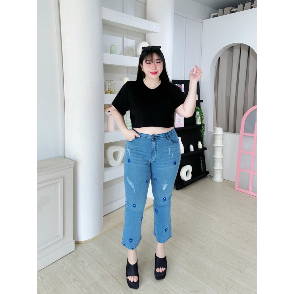 💓กางเกง8ส่วนขาม้าน้อย ผ้ายืด เอวสูง งานปักดอกไม้สวยๆจ้าขาไม่บานมากเก็บทรงอำพรางหุ่นดีจ้า