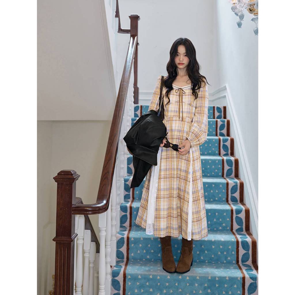 [Preorder] KUOSE : Plaid Square Neck Dress