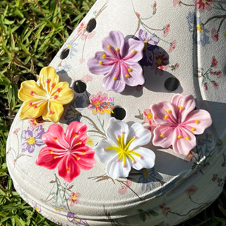 Jibbitz ตัวติดรองเท้า ลายดอกไม้น่ารักมาก˚˖𓍢ִ໋🌷͙֒✧˚.🎀༘⋆(พร้อม…