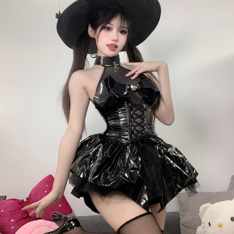 Sexy Girl บทบาทการเล่นเซ็กซี่ เซ็ตชุดนอนสุดเซ็กซี่ วัสดุหนังและลูกไม้ สายรัดหลัง จัดส่งที่รวดเร็ว H9505