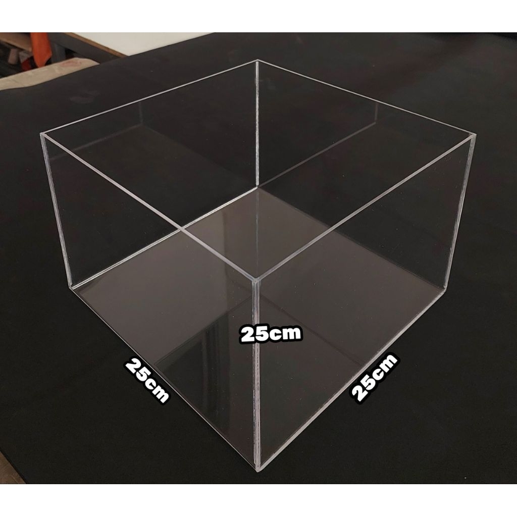 ถาดอะคริลิค "ใส" หนา 3 มิล
ขนาด 25cm×25cm×25cm

(กว้าง×ลึก×สูง)

