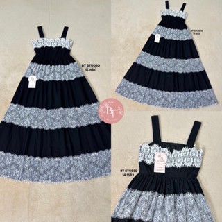 BT 14-1583 เดรสยาวสีดำแต่งชั้นระบายลูกไม้ (ติดป้ายขนาดผิดคะ …