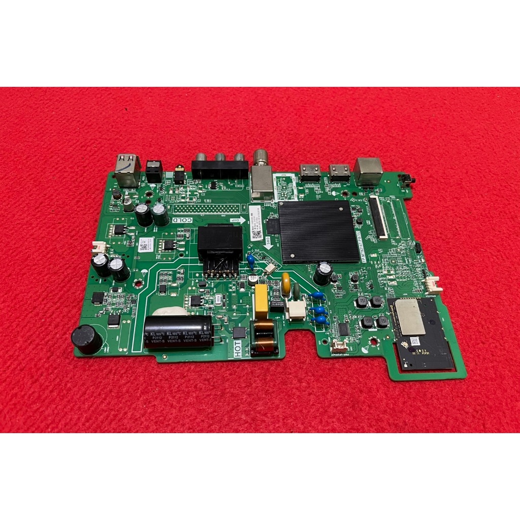 เมนบอร์ดทีวียี่ห้อTOSHIBA โตชิบารุ่นที่ใช้งาน 32V35KPพาร์ทTP.MT9216T.PB702(แท้ถอด)