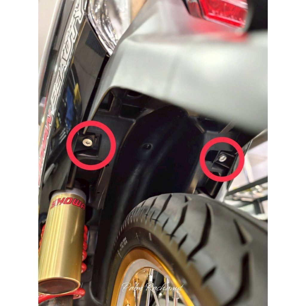 น๊อตบังโคลนท้าย รุ่น W-125i ไฟเลี้ยวบังลม/W-125 S R(ชุด2ตัว)