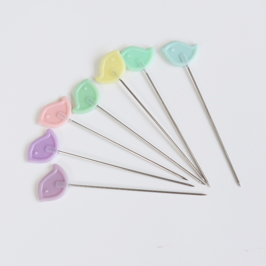 เข็มหมุด เข็มหมุดหัวแบน ยาว 5.5 cm. 100,50,20 เล่ม นก พาสเทล