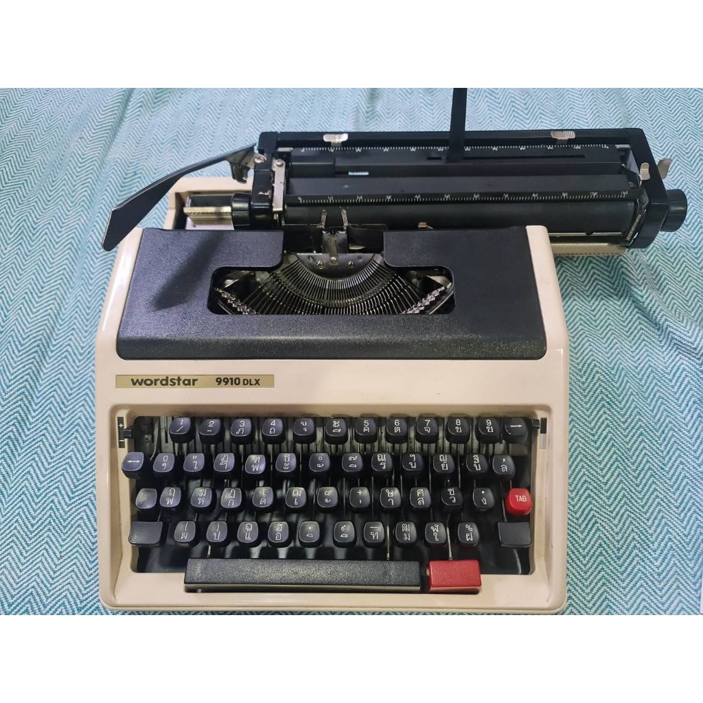 พิมพ์ดีด  wordstar 9910 DLX