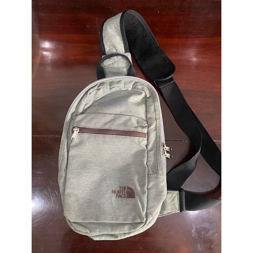 กระเป๋าคาดอกnorth faceแท้