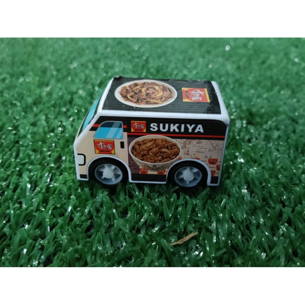 โมเดลรถจำลองของร้านอาหารญี่ปุ่น"Sukiya"