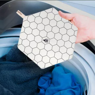 SuperBee ถุงซักผ้า ซักซ้ำได้ 300 ครั้ง Hexawash – Organic Laundry Detergent Substitute over 300