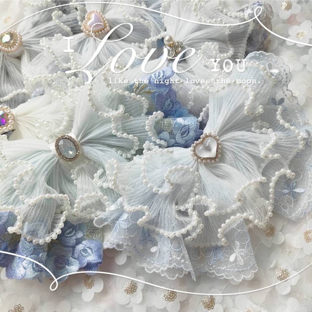 A Dream (10สี❄️ 𝙉𝙀𝙒 𝘽𝙇𝙐𝙀 ❄️) กิ๊บสปริงโบว์ลูกไม้ระบายมุก2ชั้นโทนฟ้าฟ้า แต่งจี้สวยเด่น กิ๊บไซร์L 10ซม. (พร้อมส่ง🚛)