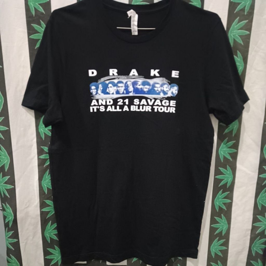 เสื้อยืดมือสอง ต่างประเทศ เสื้อวง ศิลปิน  Rapper DRAKE & 21 SAVAGE IT'S ALL A BLUR TOUR Size L.อก21/