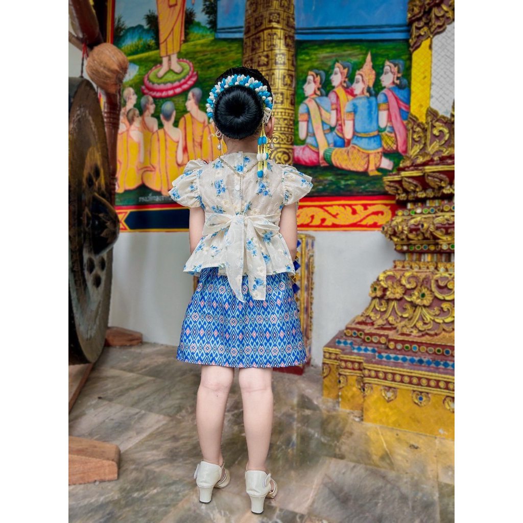 ชุดไทยเด็กผู้หญิง ผ้าฉลู+ลูกไม้ 🌷ลายกุหลาบ 🌷สุดน่ารัก🌷 เสื้อ+ผ้าถุง - รูปที่ 3