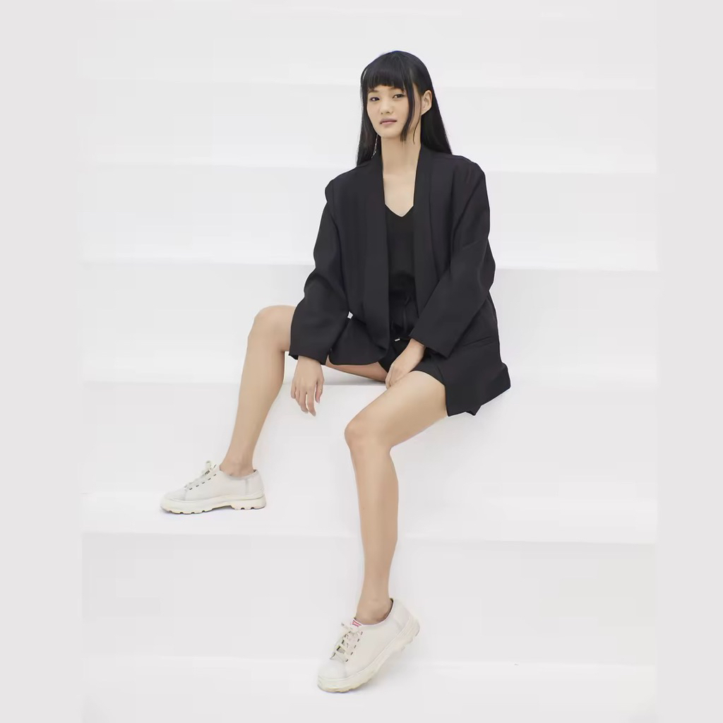 ส่งต่อ Picht wander blazer สีดำ freesize