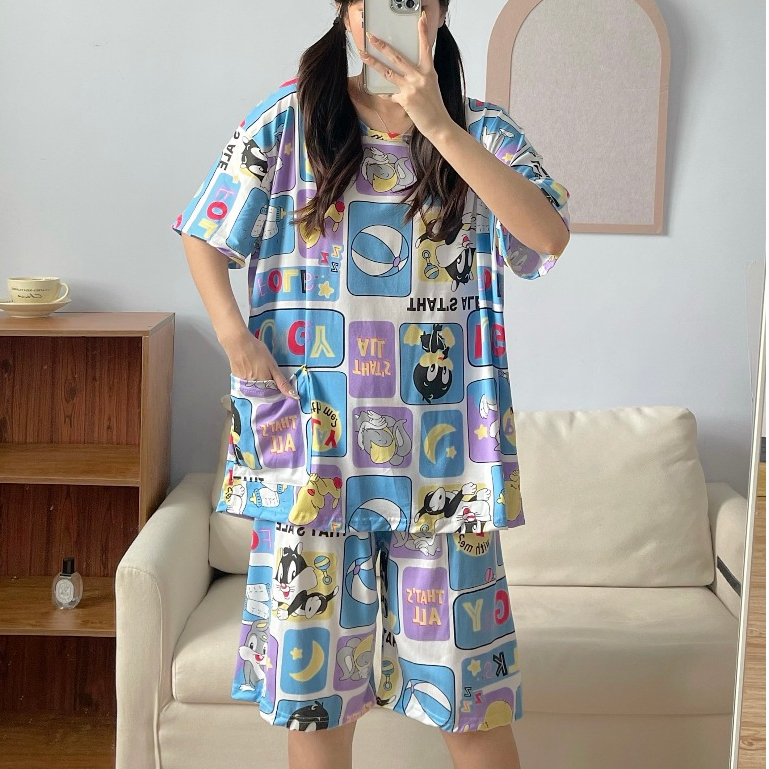 ชุดนอนสตรี 6XL เสื้อแขนสั้น+กางเกงขาสั้น ลายน่ารัก ผ้าสแปนเด็กซ์