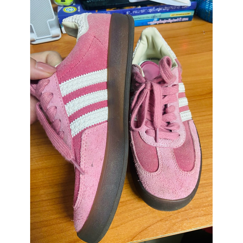 รองเท้า อดิดาส gazelle มือสอง