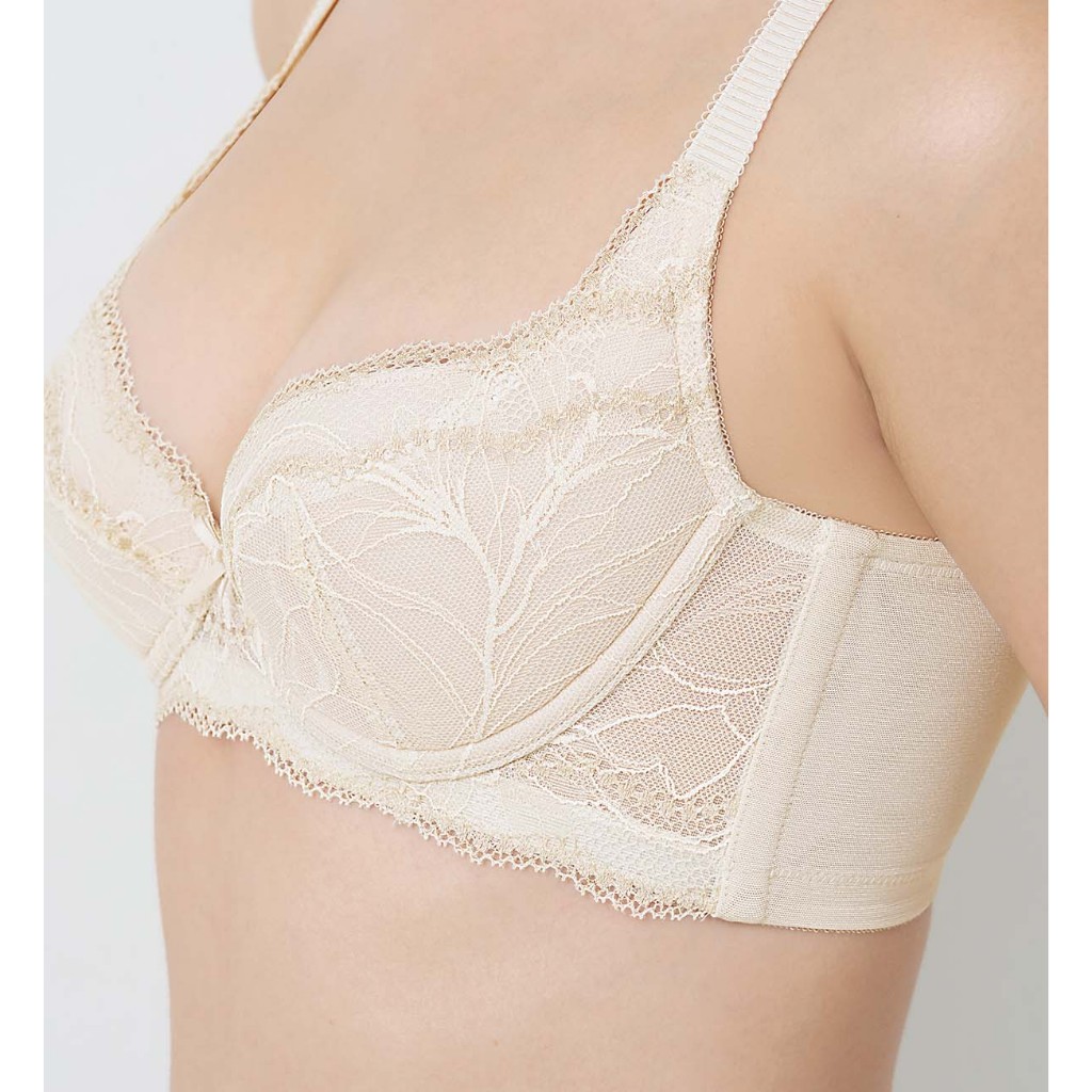 Triumph เสื้อชั้นในมีโครง comfort motion wire รุ่น Sculpt Eclipse WHU 01 รหัส 10225951 สีครีม 1938 — صورة 3