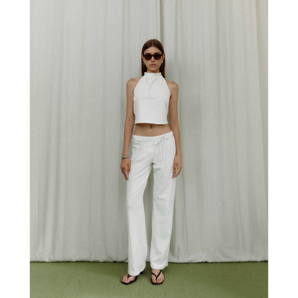 Jardin Pants (low-waist) - กางเกงขายาวกระบอกเล็ก เอวต่ำ เอวสม็อค