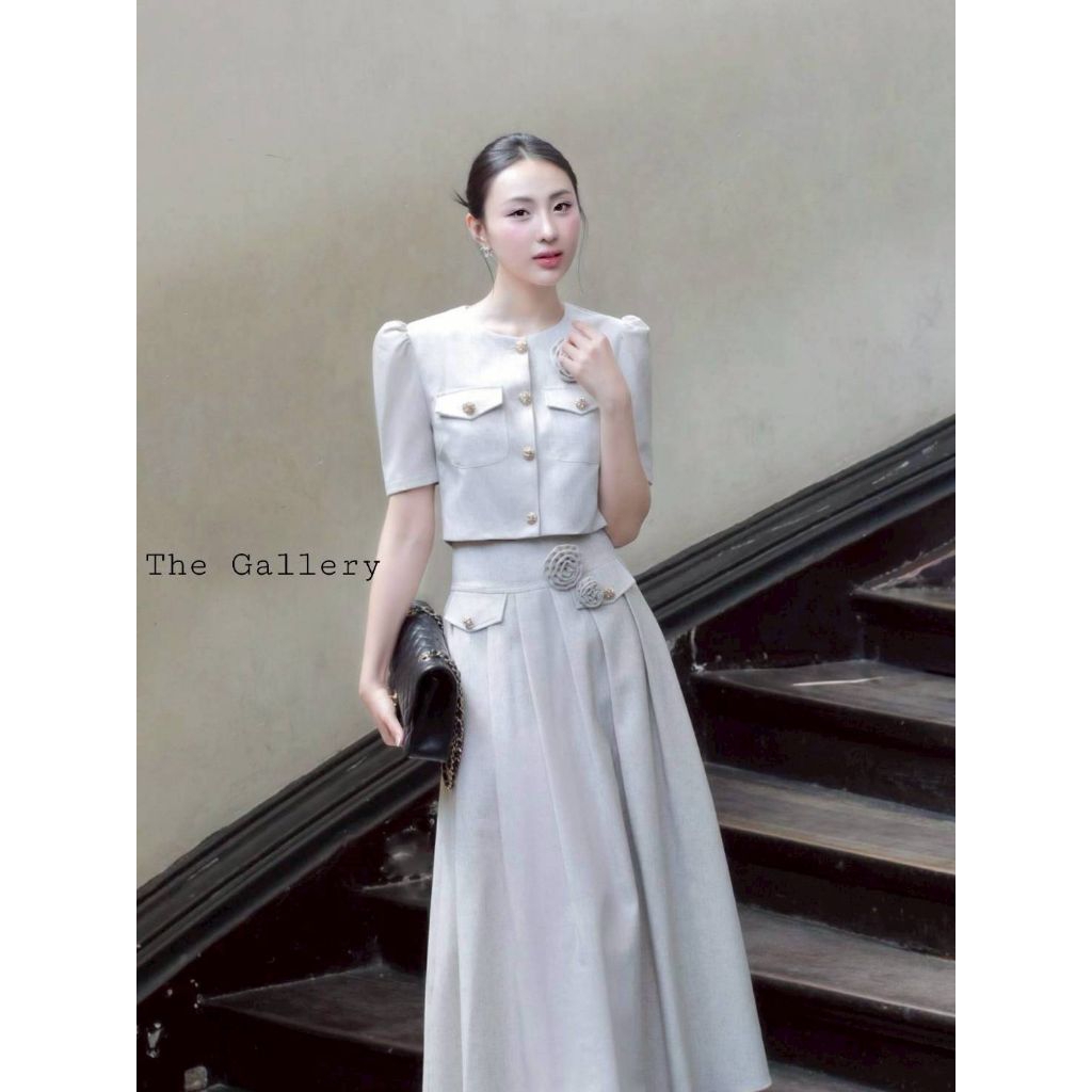 The gallery ชุดเซ็ตเสื้อและกระโปรง พร้อมตกแต่งดอกไม้เข็มกลัด เนื้อผ้ามีเทคเจอร์ในตัวสุดพรีเมี่ยม - รูปที่ 4