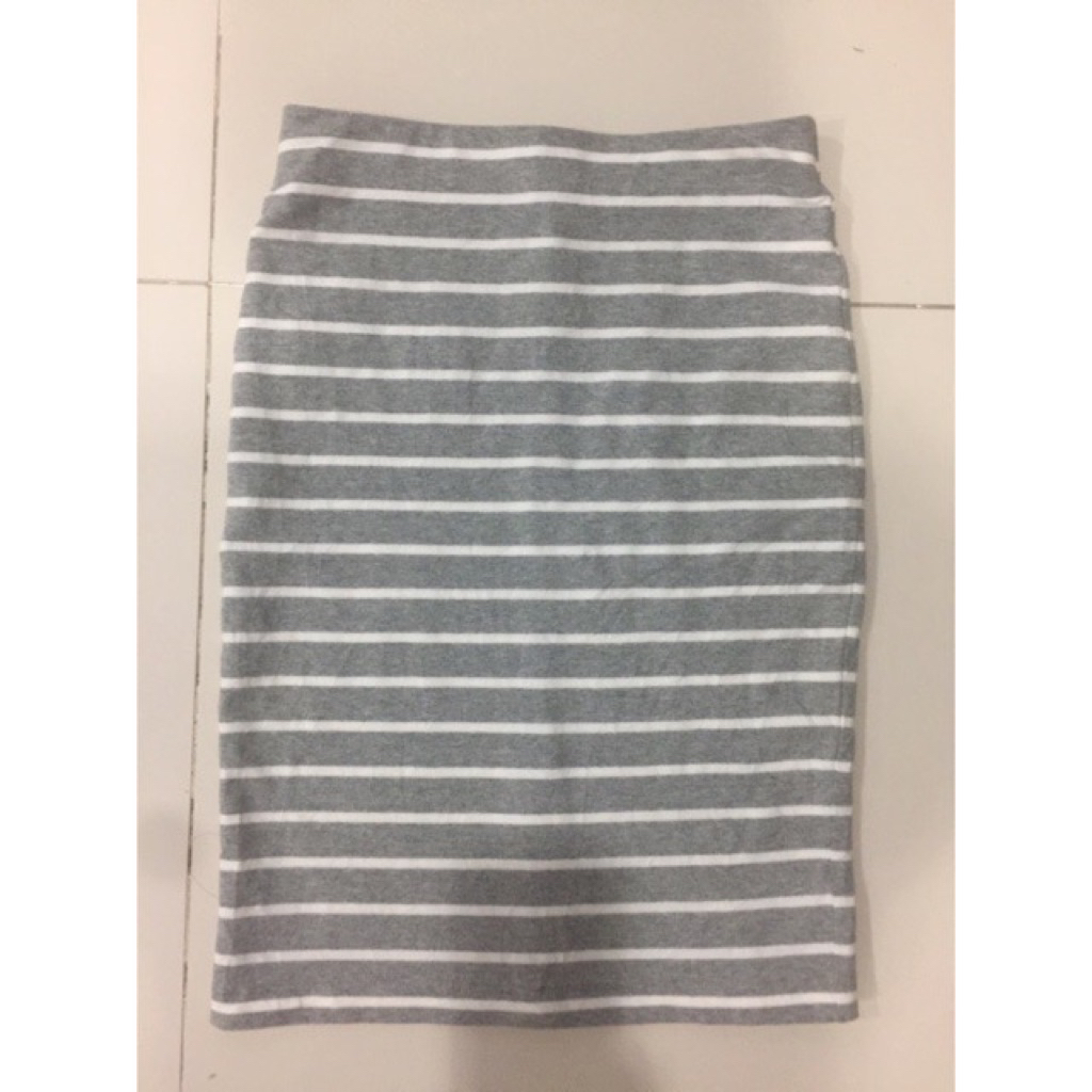 กระโปรง UNIQLO กระโปรงสั้นแบรนด์ญี่ปุ่น  เสื้อญี่ปุ่นมือสอง วินเทจ กางเกงขายาว gu muji earthtone min