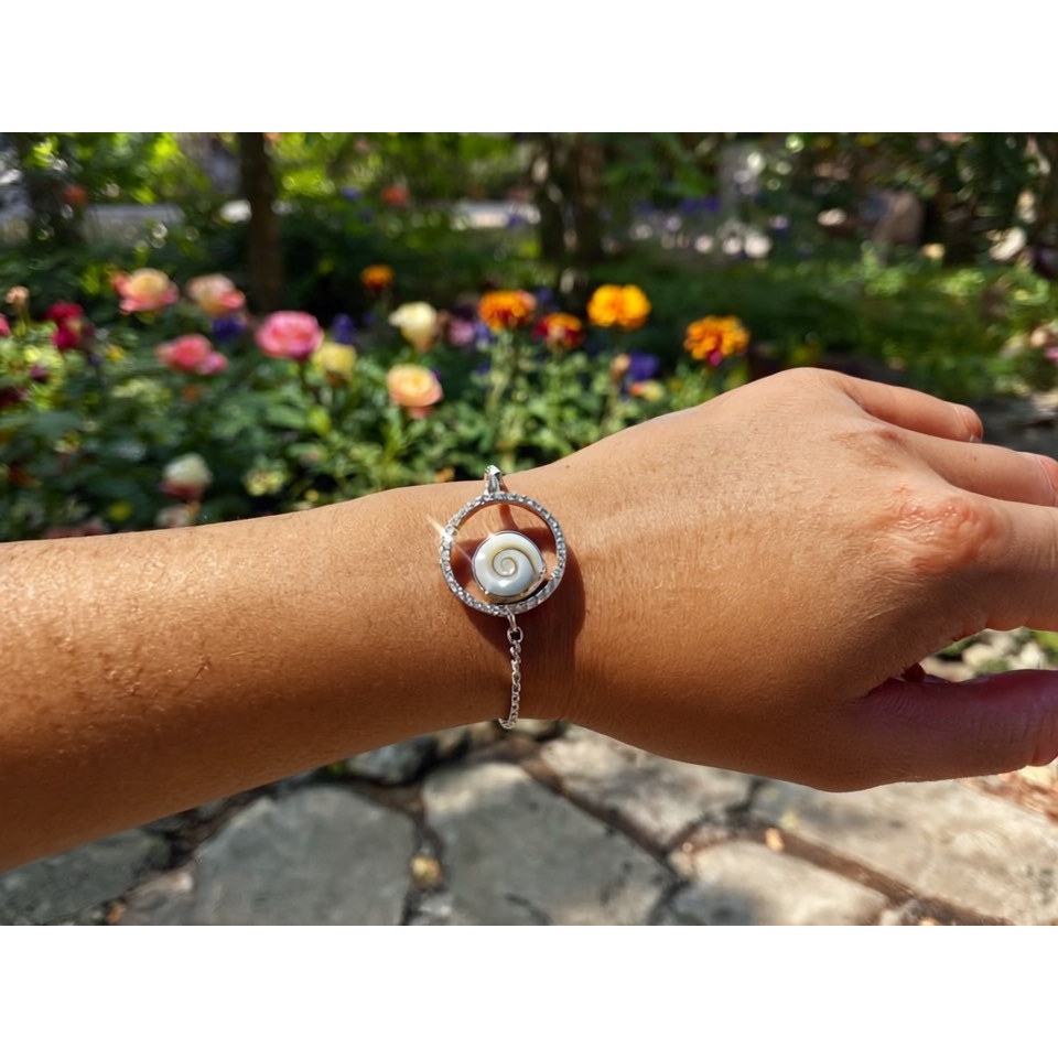 Sera เงินแท้ 92.5% สร้อยข้อมือ ฝังด้วยเปลือกหอย Shiva eye