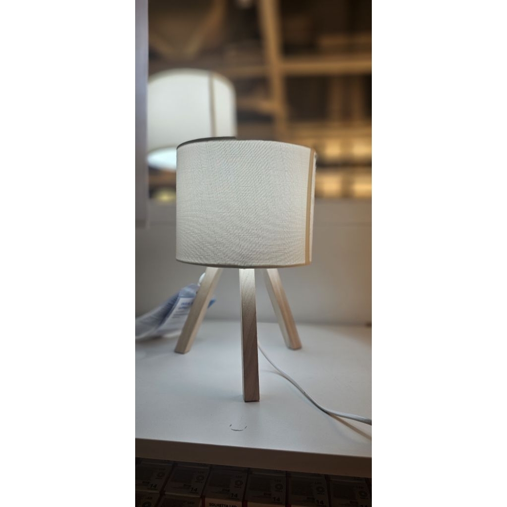 ของแท้จาก​ IKEA ​ STORSEGEL สตูชิเกลโคมไฟตั้งโต๊ะ รูปที่ 2