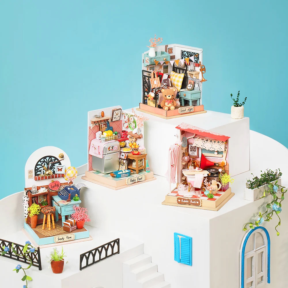 Rolife DIY Miniature House Kit : Little Warm Space Series 1 ชุดโมเดลตัวต่อไม้ บ้านตุ๊กตา | ของแต่งบ้าน ของเล่นตัวต่อ