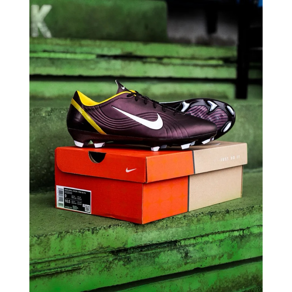 Nike Mercurial Vapor 1 CR7 Fg Remake Limited ราคา 11600
