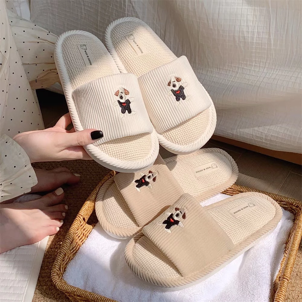 🔆ใหม่🔆(SH-1-32) รองเท้าสลิปเปอร์ ปักตัวหมาBeagle รองเท้าผ้าใส่เดินในบ้าน พื้นกันลื่น ชายและหญิง