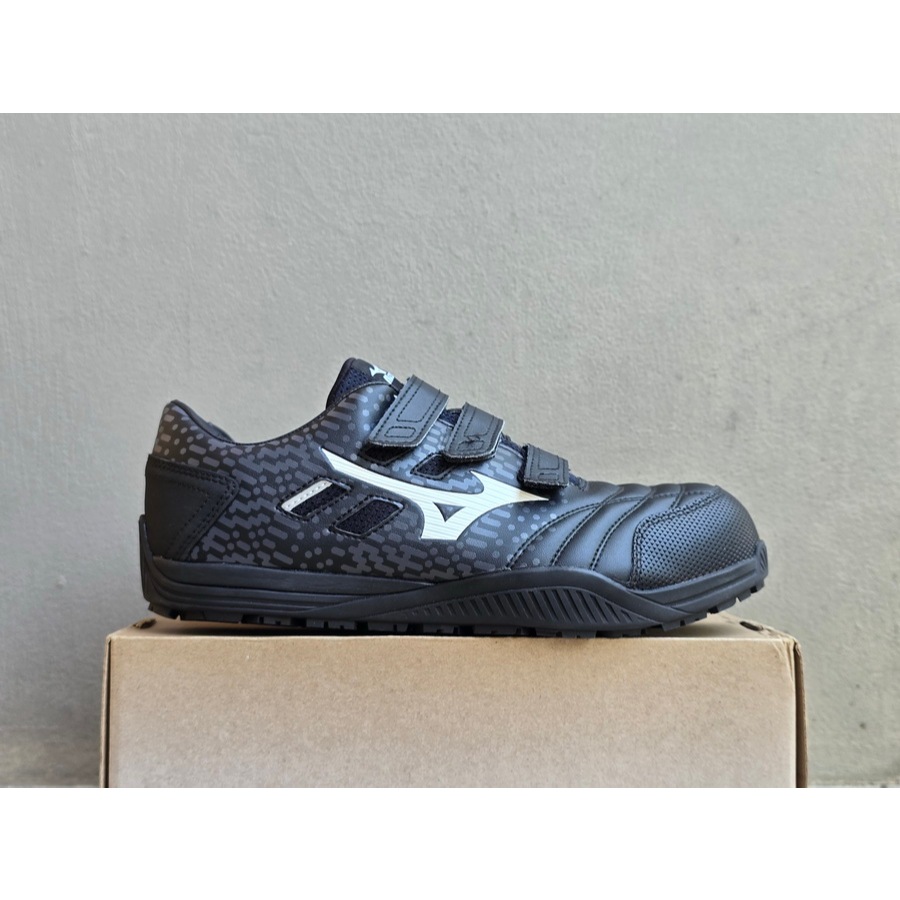 MIZUNO ALMIGHTY SAFETY SHOES (รองเท้าเซฟตี้)