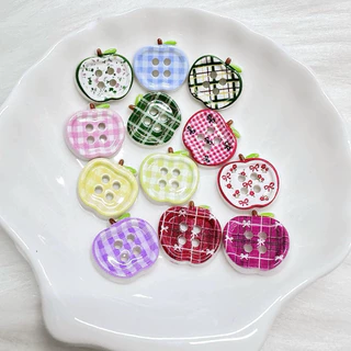 กระดุมน่ารัก เม็ดละ 2และ 3 บาท ขั้นต่ำ 5 เม็ด เนื้อพลาสติก มี 2 ขนาด 1.8 cm.และ 2.5 cm. น่ารักมากจ้า พร้อมส่ง
