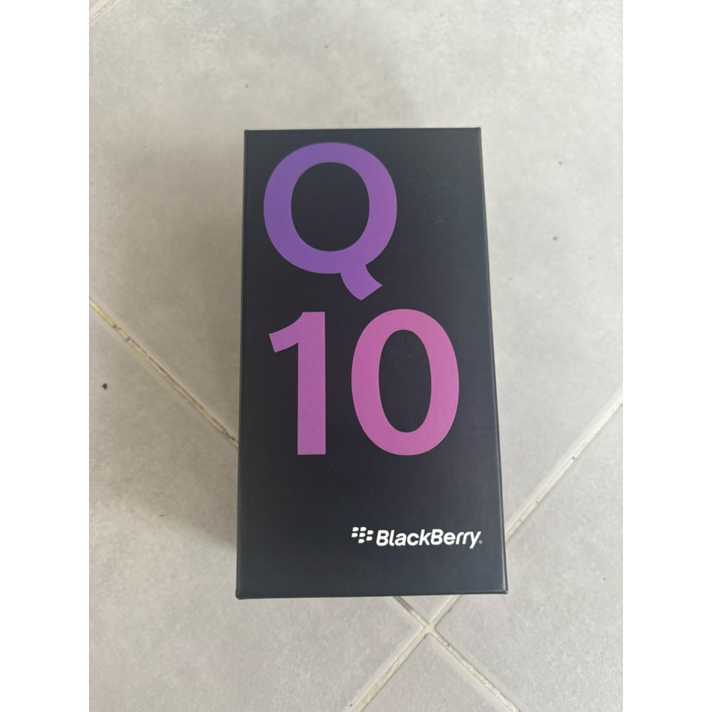 กล่องเปล่า BlackBerry Q10 box only