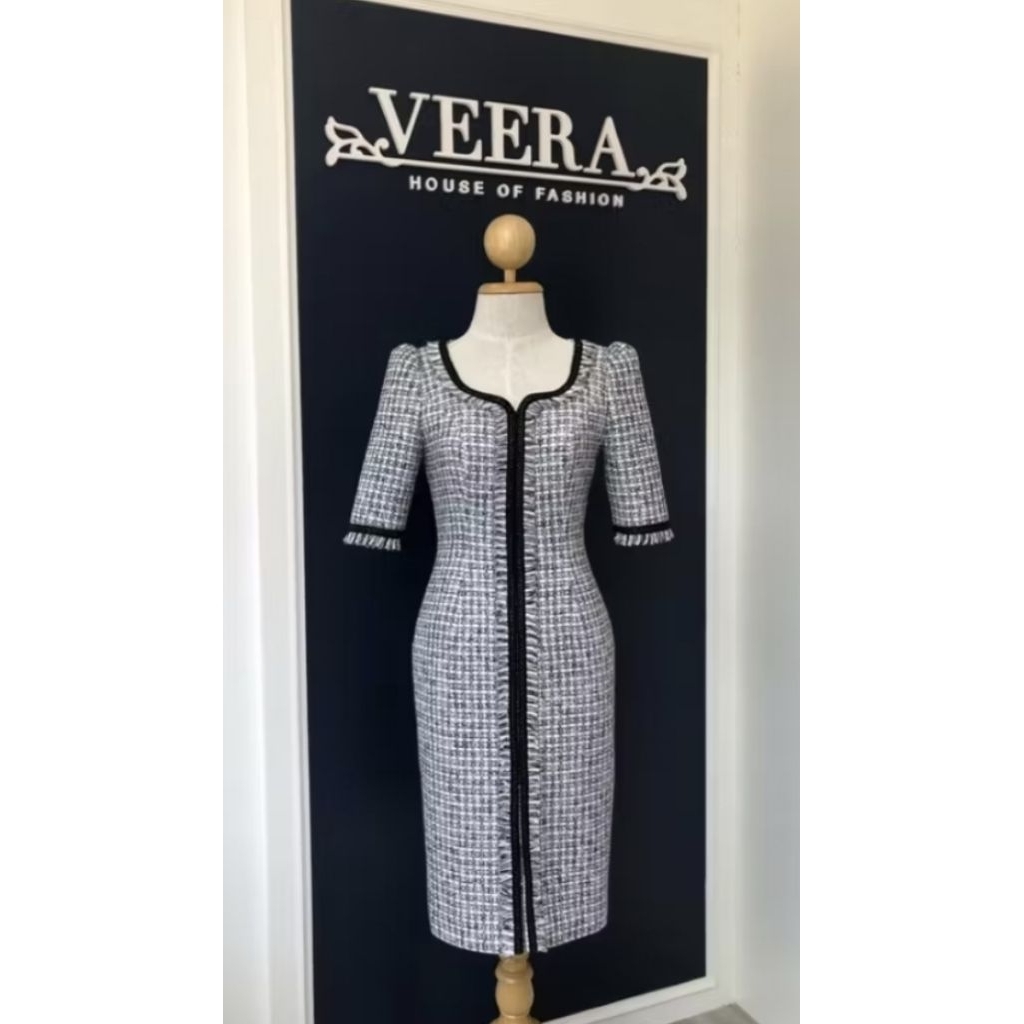 เดรส ผ้าทวีตชาแนล แบรนด์ Veera HOF size M (used like new)