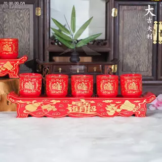 ชุดน้ำชา 3 และ 5 ใบ สีแดง พร้อมฐานโค้ง ลายเจียไช้จินป้อ เซรามิคเกรดA สำหรับไหว้องค์พระ ไหว้เจ้าที่